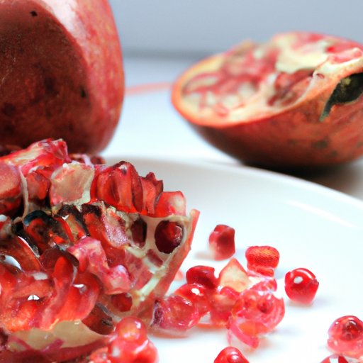 How to Cut a Pomegranate for a Perfect Snack or a Flavorful Recipe: A Step-by-Step Guide with Health Benefits and Recipe Ideas