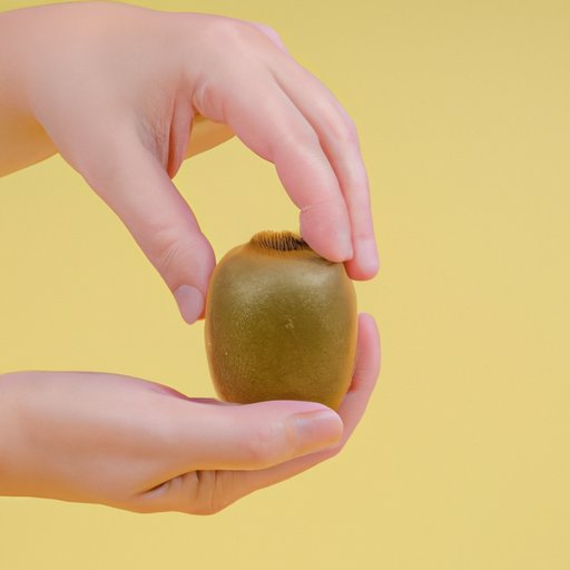 How to Eat a Kiwi: A Step-by-Step Guide with Recipe Ideas and Health Benefits