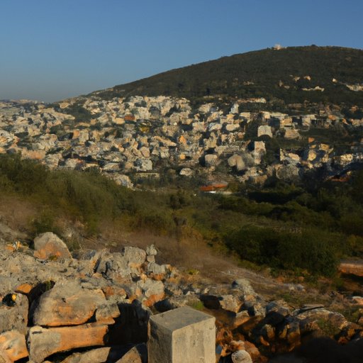 Discovering Lebanon: A Comprehensive Guide to the Culture, History, Politics, and Cuisine of the Country